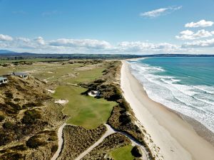 Barnbougle (Lost Farm) 15th Drone